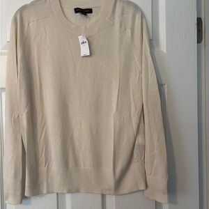 Banana Republic Women’s Off-White Crewneck Sweater